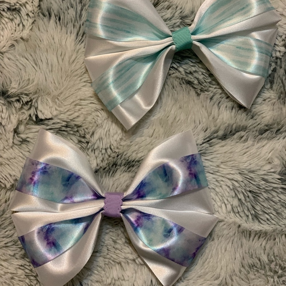 Handmade hair bows set of 2